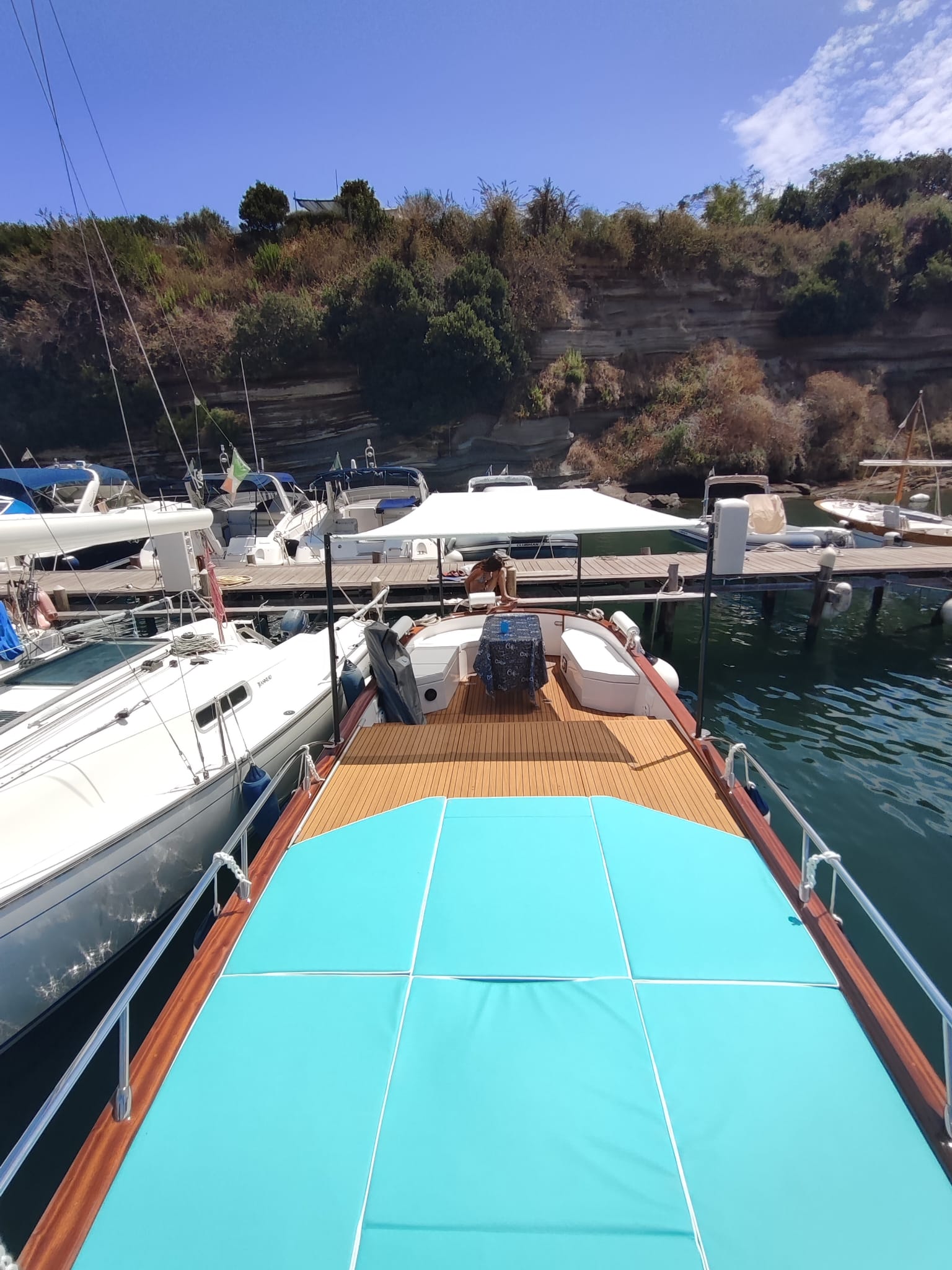 PROCIDA: L’ISOLA CHE INCANTÒ I GIGANTI MAX 7 PERSONE (2,5H) 1